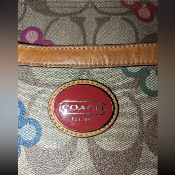 Coach Peyton Signature Multi Color Clover Floral Crossbody Bag F22222 - Picture 3 of 13